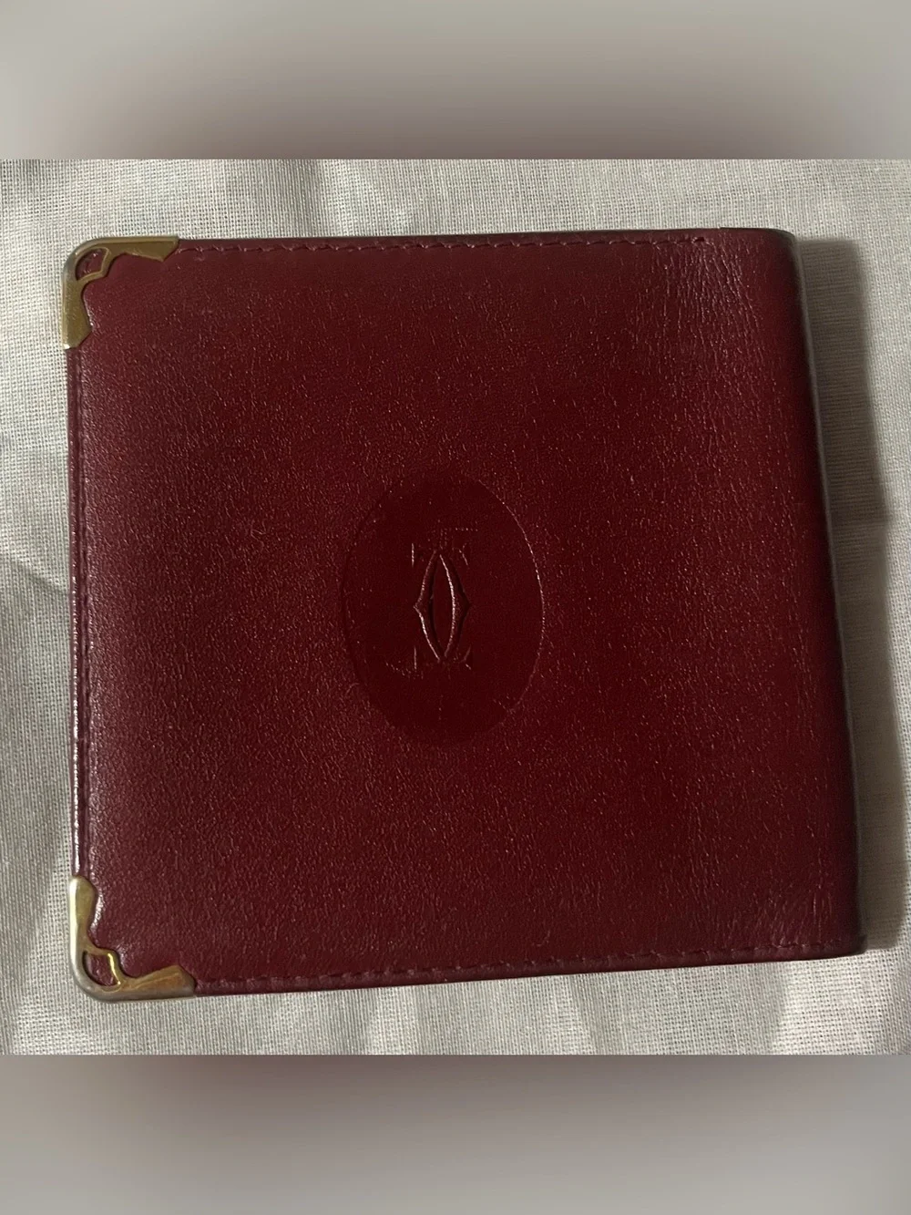 Cartier - Vintage - Classic - Leather Bi-Fold Wallet with Gold Corner Hardware